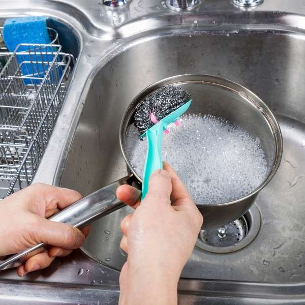 Cleaning Your Stainless Steel Pan