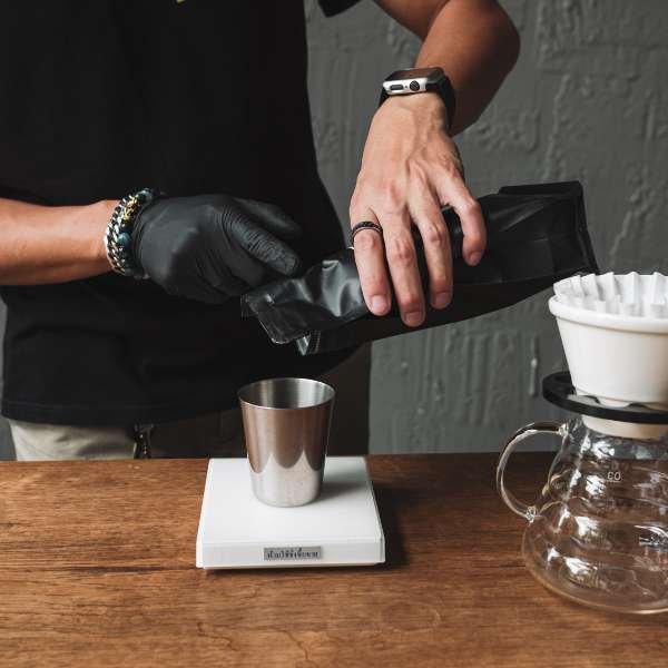 Using Everyday Kitchen Tools as Coffee Measurement Helpers