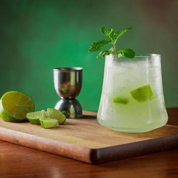 Benefits of Juicing Limes Without a Juicer