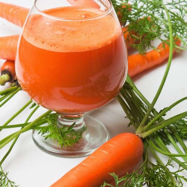 How to Make Carrot Juice Without a Juicer for Detoxing