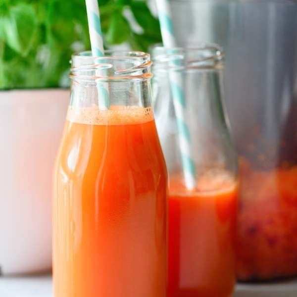 Alternative Methods for Extracting Carrot Juice Without a Juicer