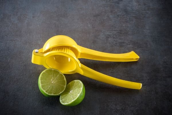 How to Store Fresh Lemon Juice