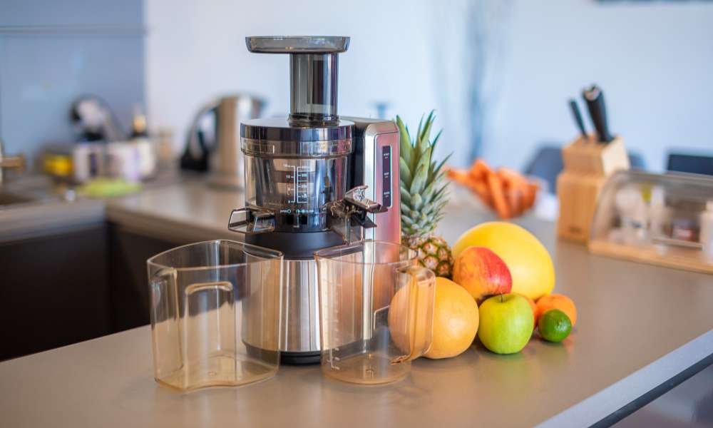 A Centrifugal Juicer