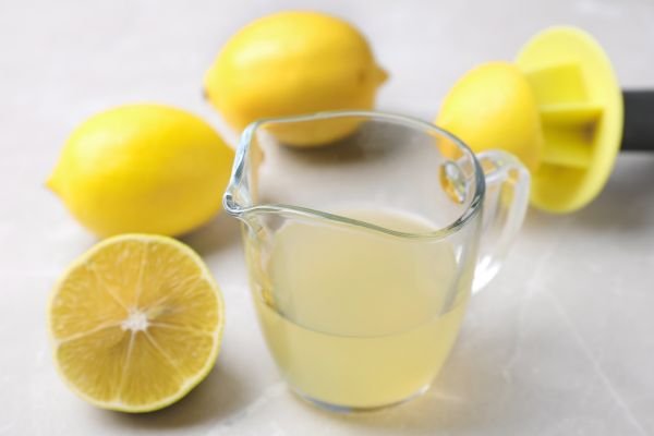  how to squeeze a lemon without a juicer