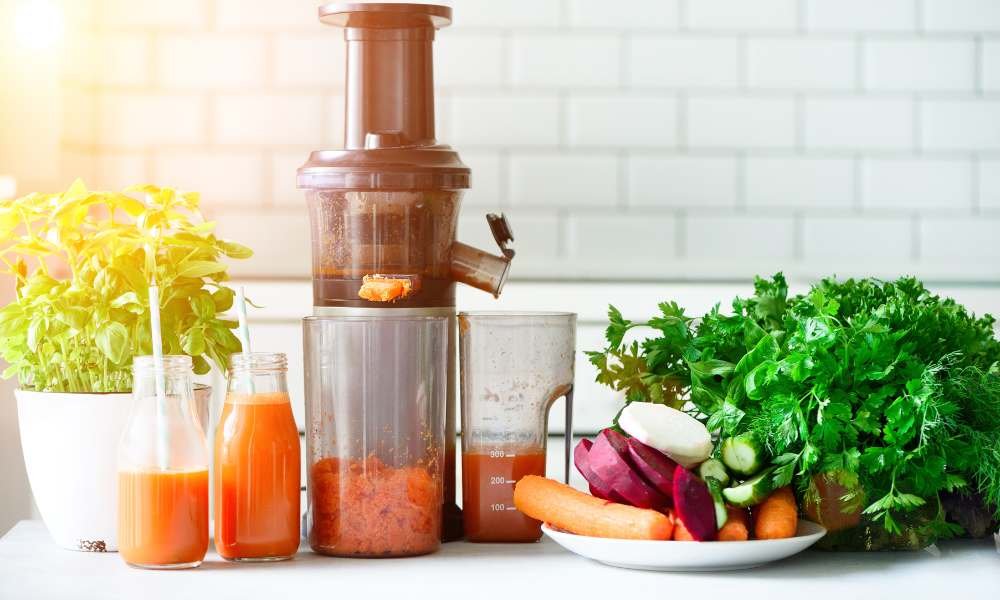 use a juicer machine